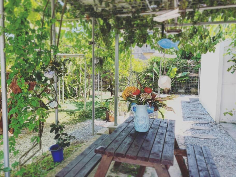 Hacobune Tinyhouse Onna Dış mekan fotoğraf
